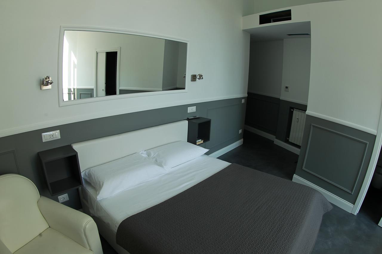 We Love Roma Guesthouse מראה חיצוני תמונה